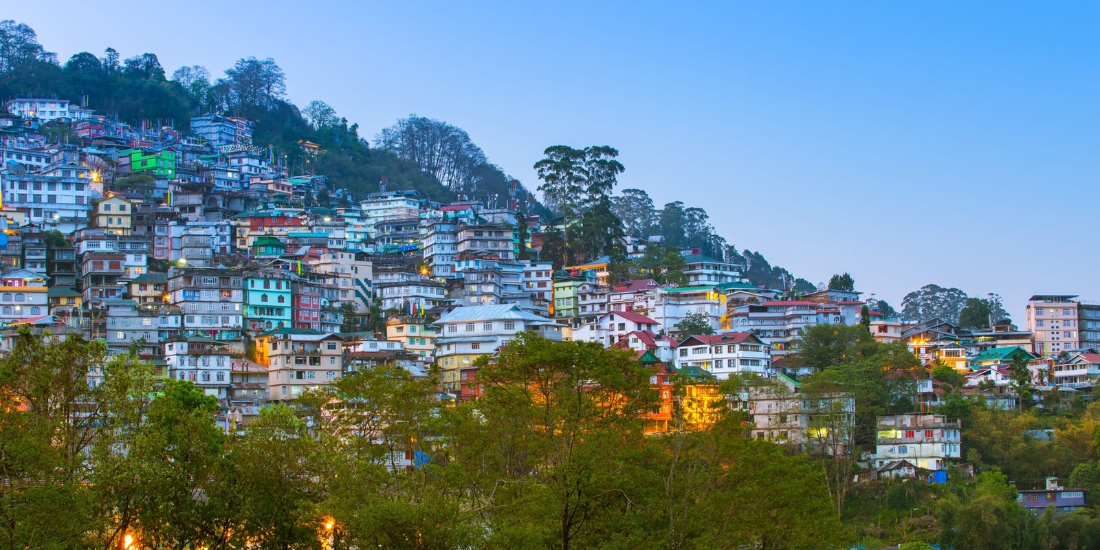 Gangtok vs Pelling : Which Destination Is Better for Your Trip?